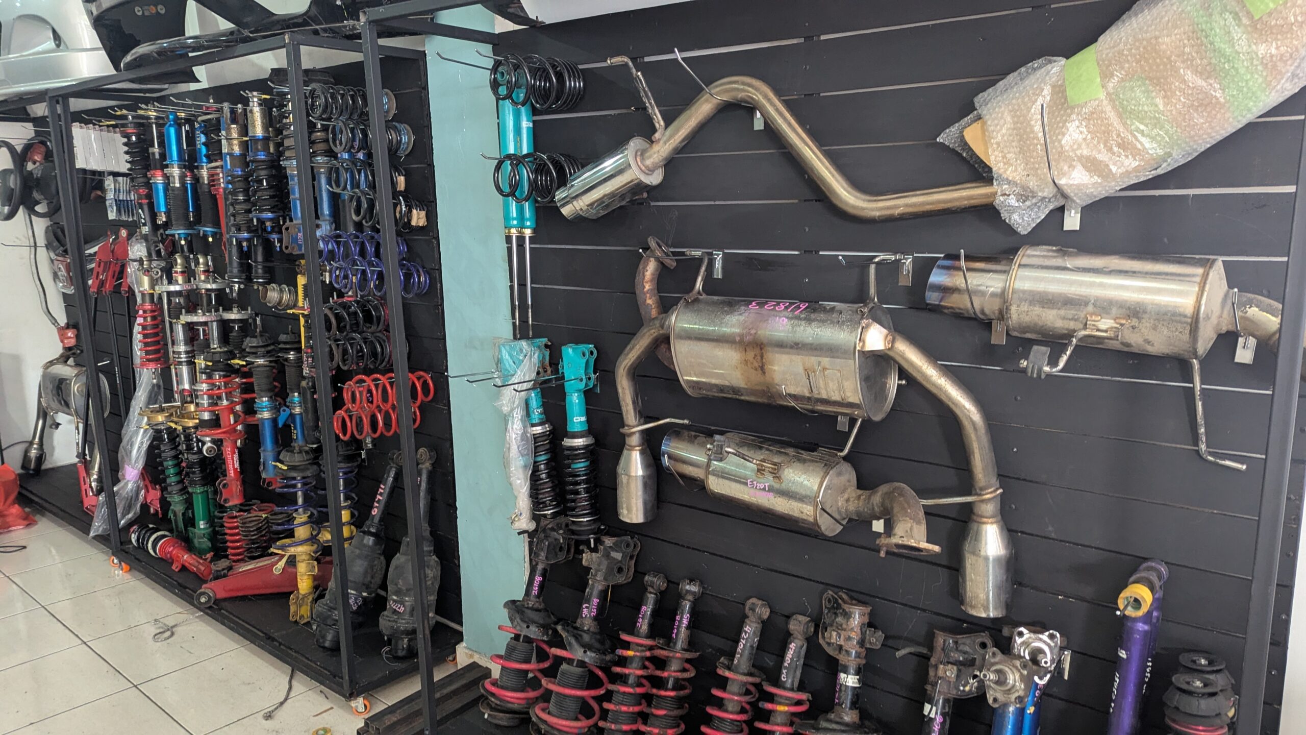 Recaro and Sparco seats export